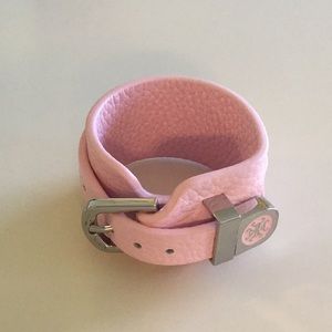 Pink leather bracelet